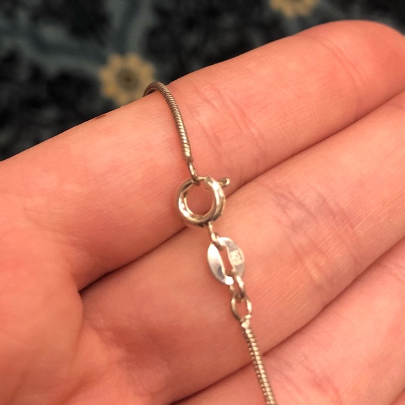 Garnet necklace - Picture 2 of 2